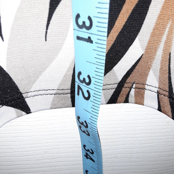 3x Bob Mackie Wearable Art Palm Printed High-Low Hem Top in Brown/ Tan - Picture 6 of 10